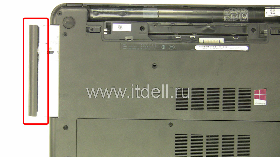 как разобрать нотбуки dell inspiron 3521 и 5521 Выньте DVD-привод